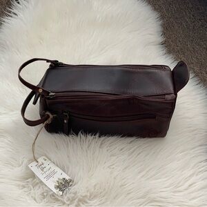 1986.Rustic town leather toiletry bag